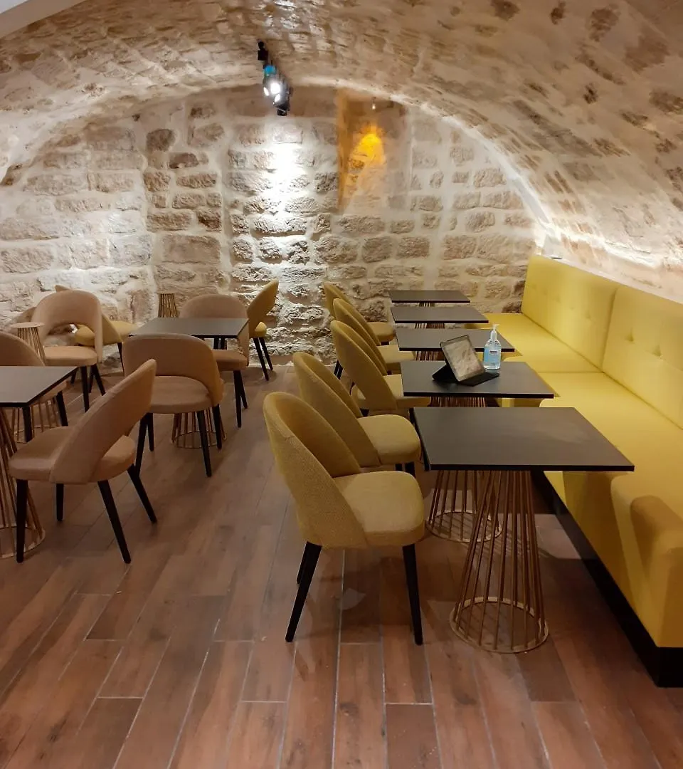 *** Hotel Prince Albert Lyon Bercy Paris France