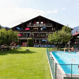La Bergerie Отель Морзин
