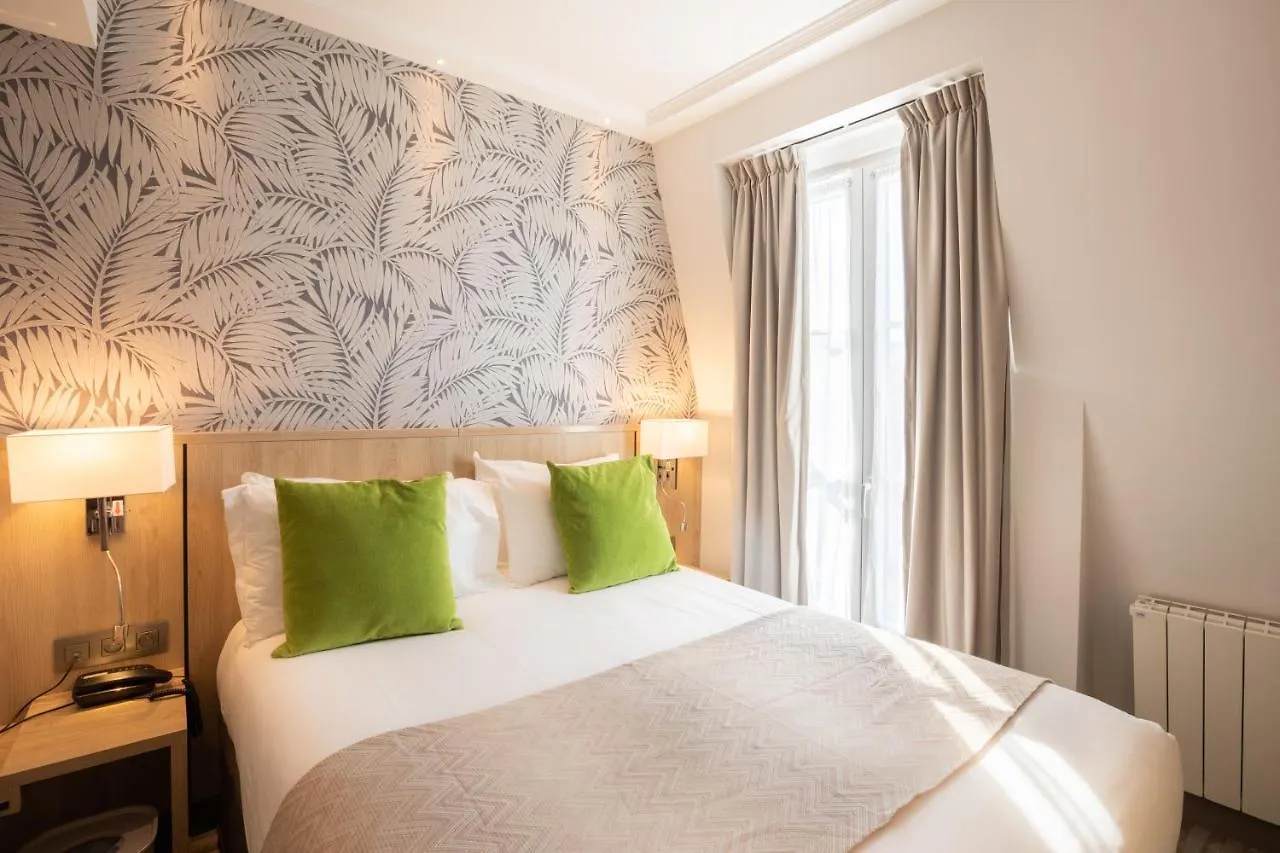 Prince Albert Lyon Bercy Paris Hotel